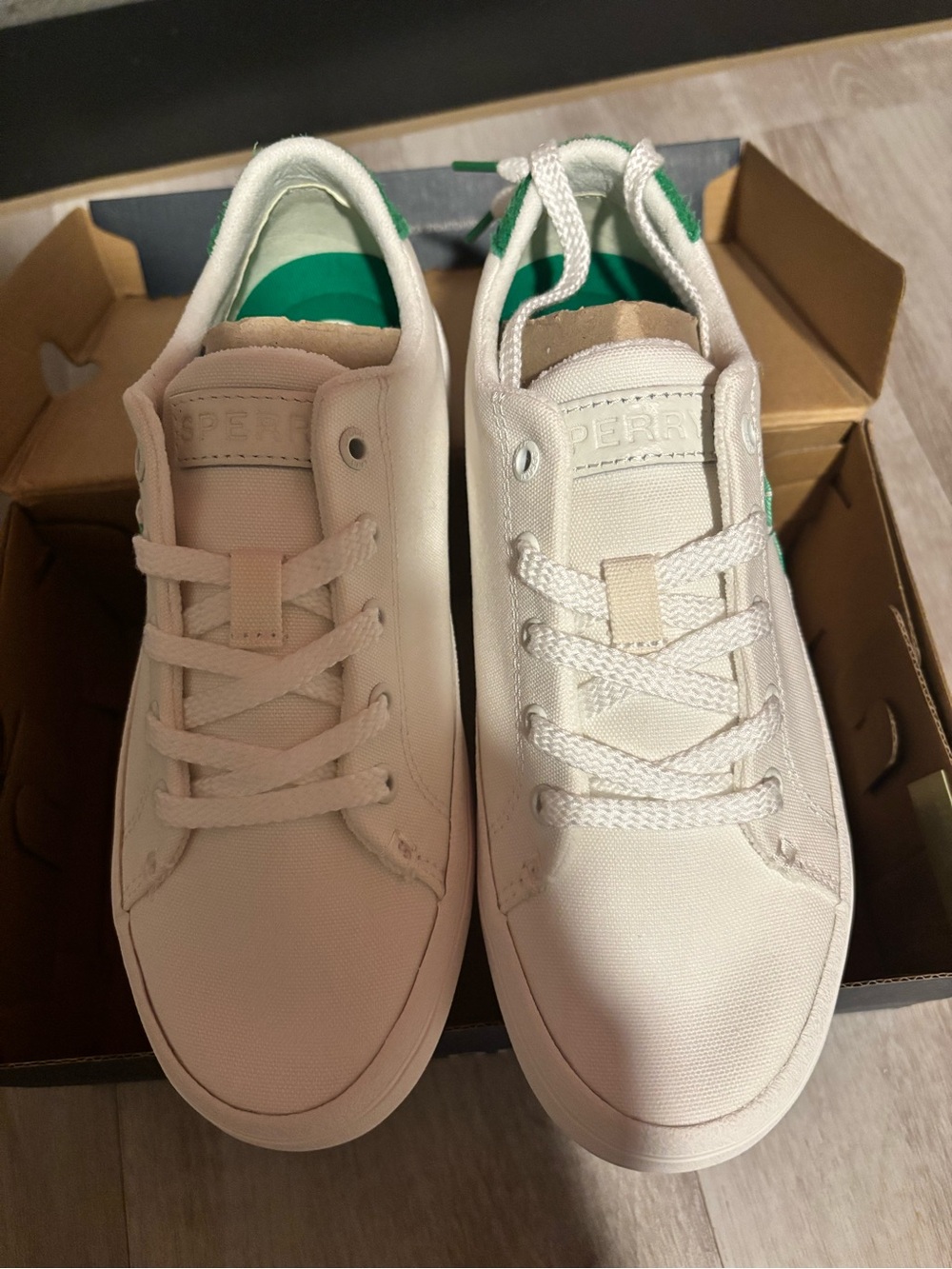 Sperrys - Picture 3 of 6